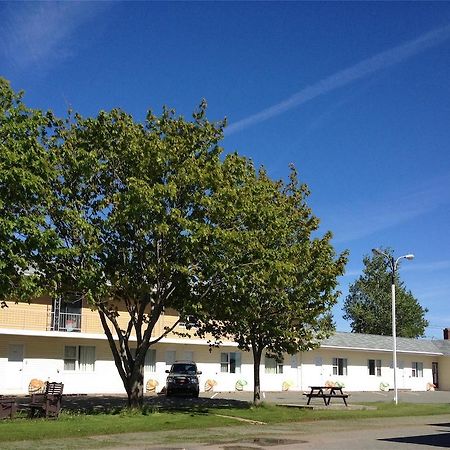 Baker'S Lighthouse Motel Summerside Exterior foto