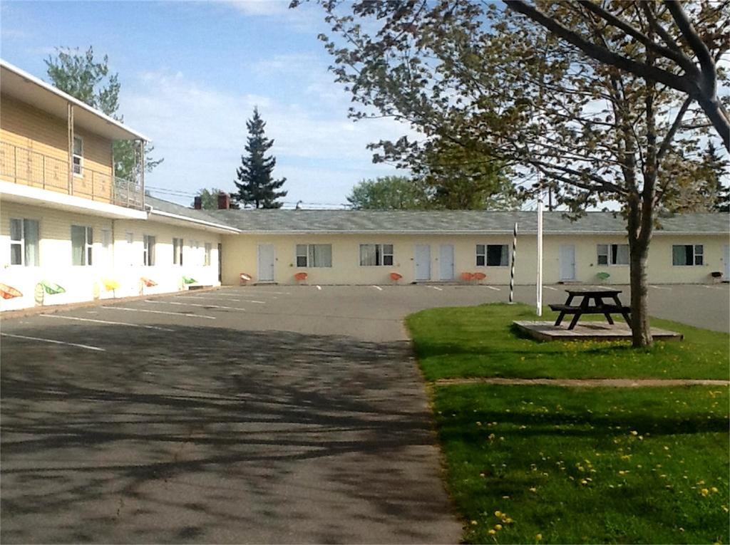 Baker'S Lighthouse Motel Summerside Exterior foto